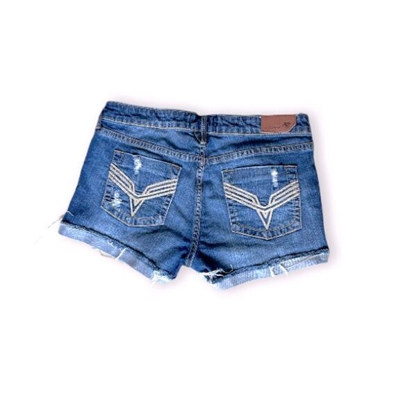 VIGOSS Distressed Denim Shorts (5) - Picture 2 of 4